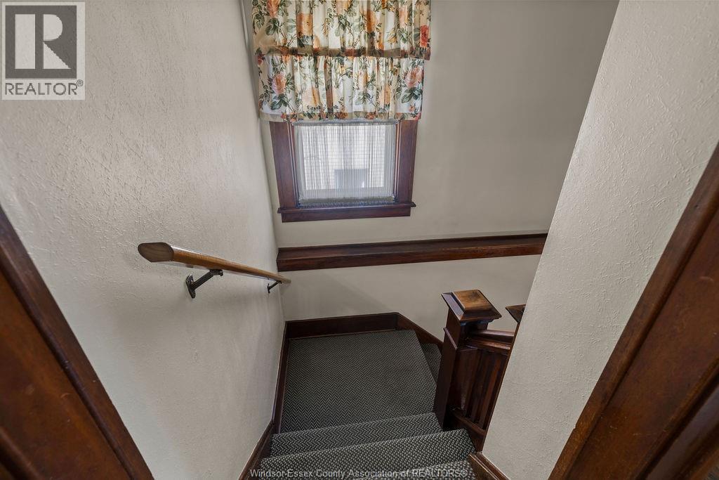 2333 Chilver, Windsor, ON - Indoor Photo Showing Other Room