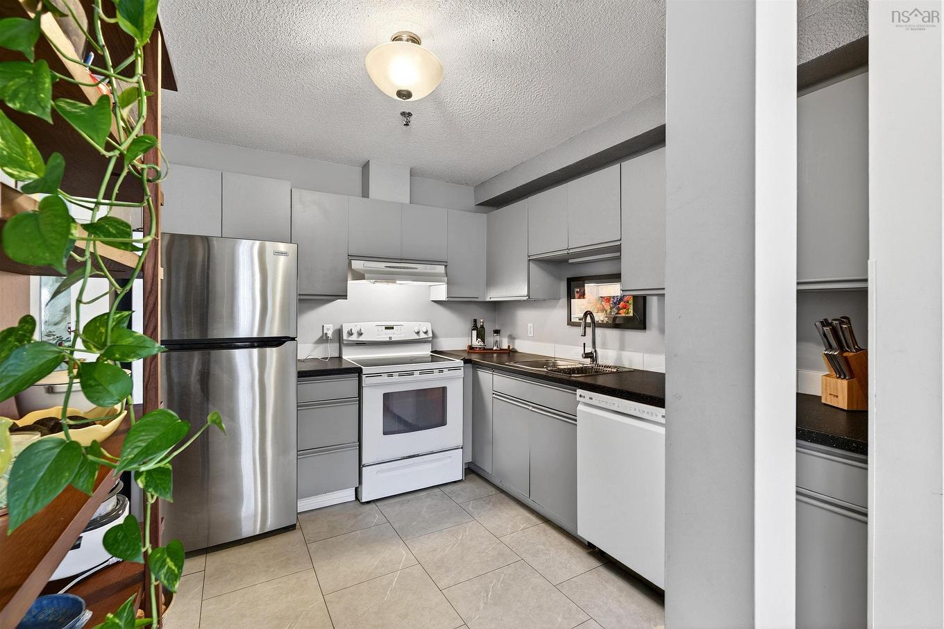 203 80 Spinnaker Drive, Halifax, NS