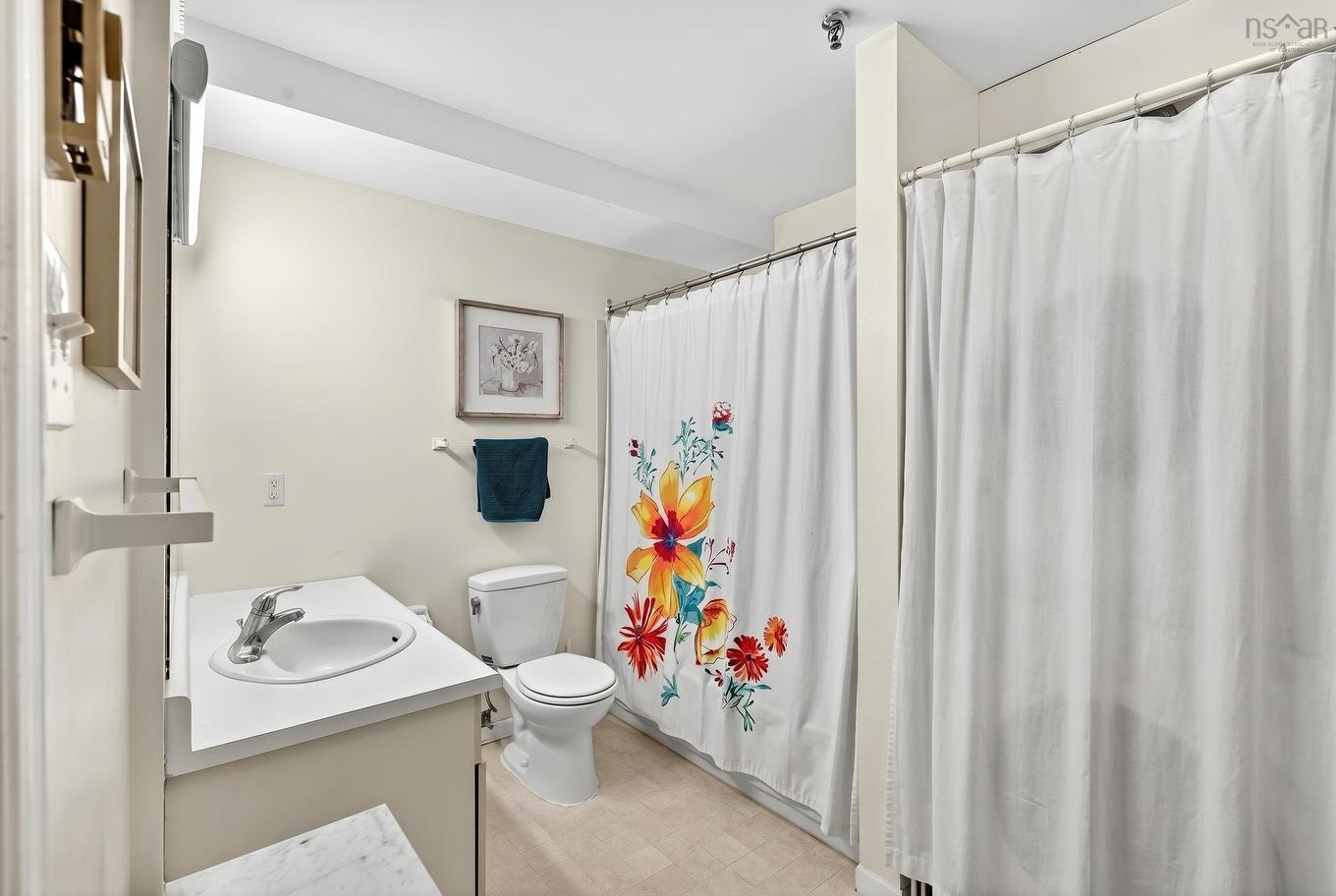 203 80 Spinnaker Drive, Halifax, NS