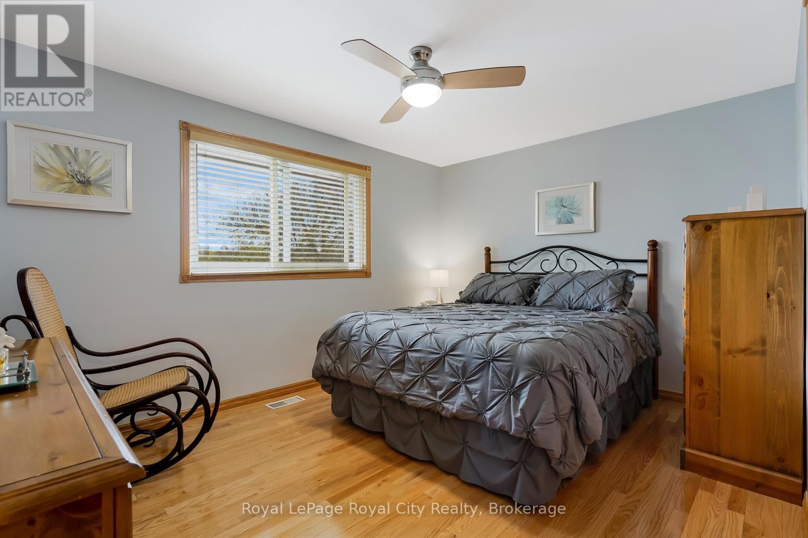 169 Johanna Drive, Cambridge, ON - Indoor Photo Showing Bedroom