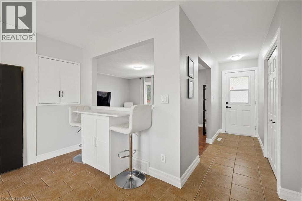 183 Kipling Avenue, Kitchener, ON - Indoor Photo Showing Other Room