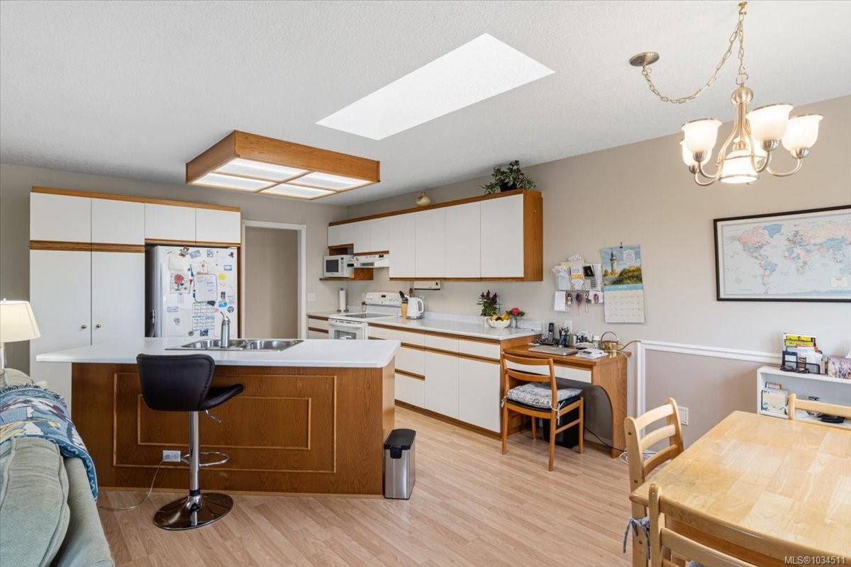 5351 Williamson Rd, Nanaimo, BC