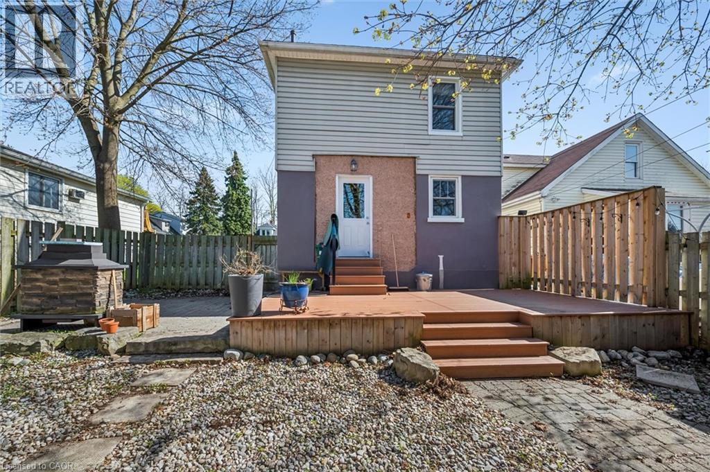 15 Waterside Avenue, Cambridge, ON - Outdoor With Deck Patio Veranda