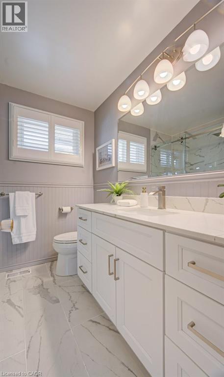 682 Glen Forrest Boulevard, Waterloo, ON - Indoor Photo Showing Bathroom