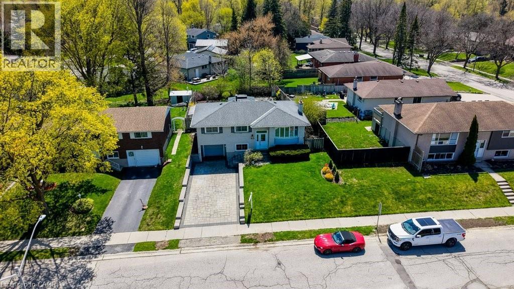682 Glen Forrest Boulevard, Waterloo, ON - Outdoor With Facade