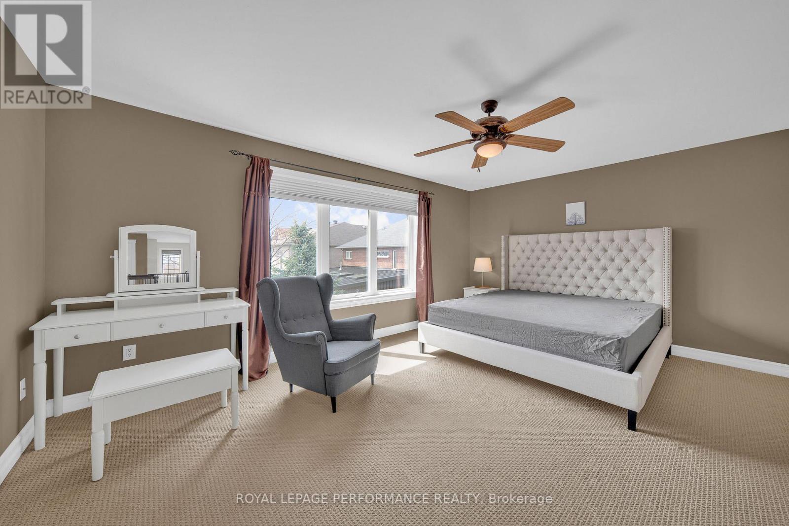 590 Kochar Drive, Ottawa, ON - Indoor Photo Showing Bedroom