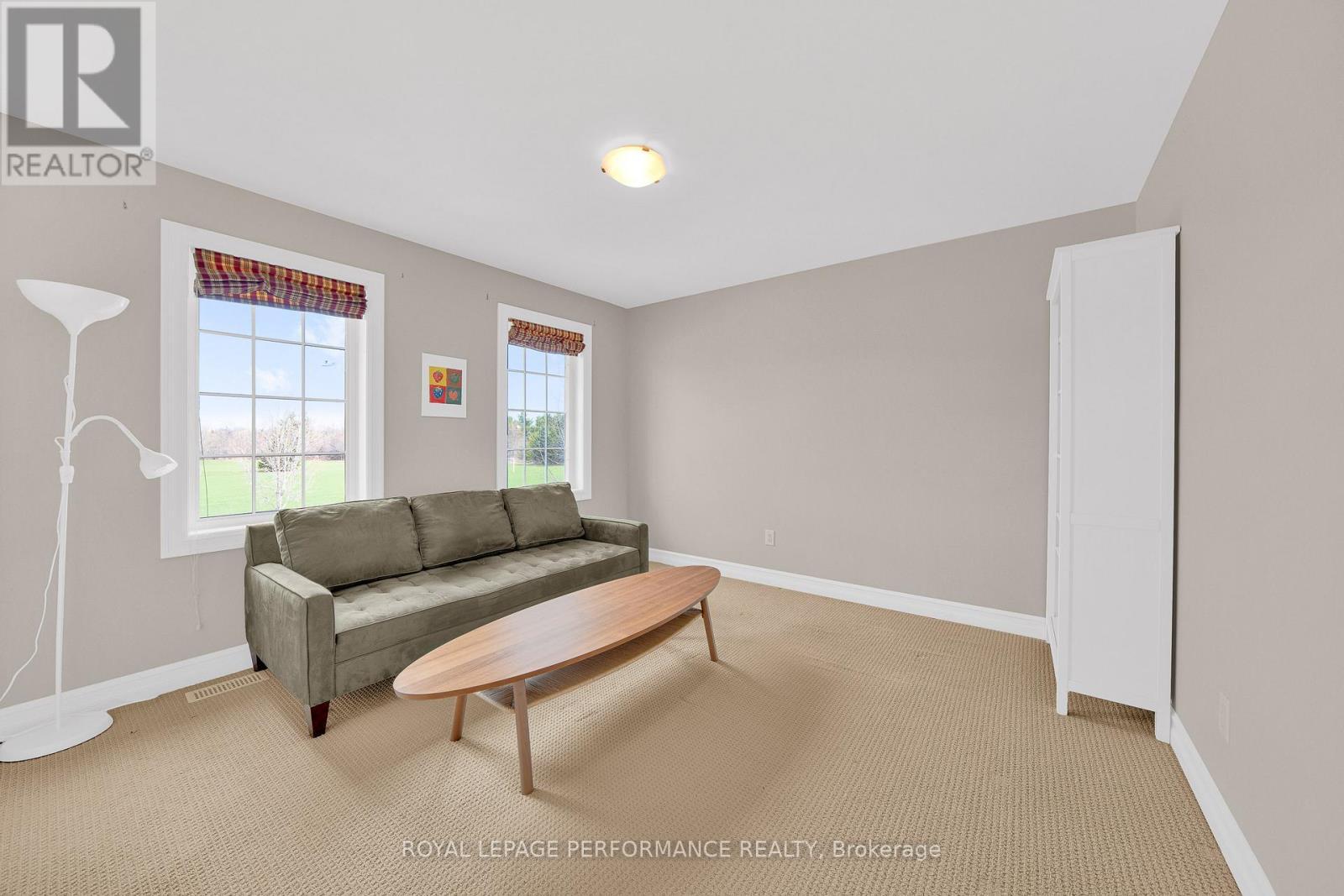 590 Kochar Drive, Ottawa, ON - Indoor