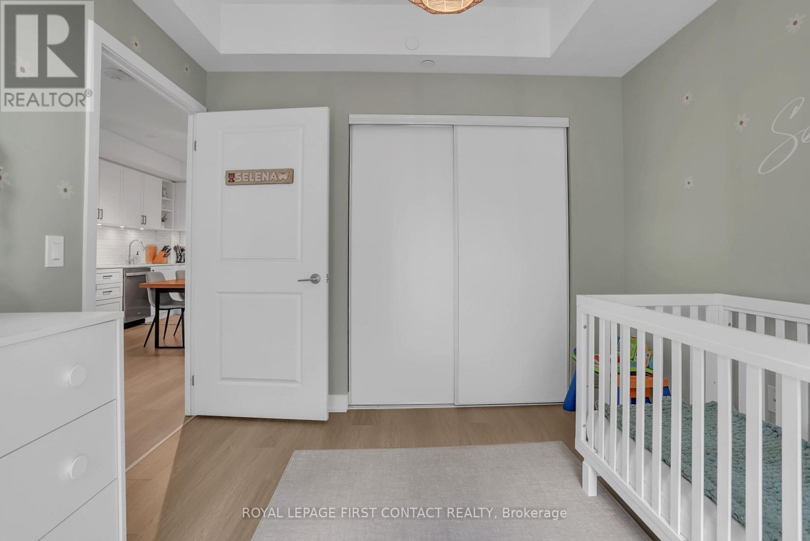 407 - 100 Eagle Rock Way, Vaughan, ON - Indoor Photo Showing Bedroom