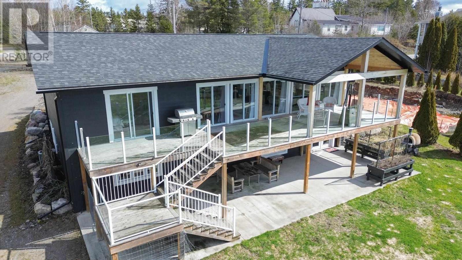 11 Mitchell St, Bruce Mines, ON - Outdoor With Deck Patio Veranda