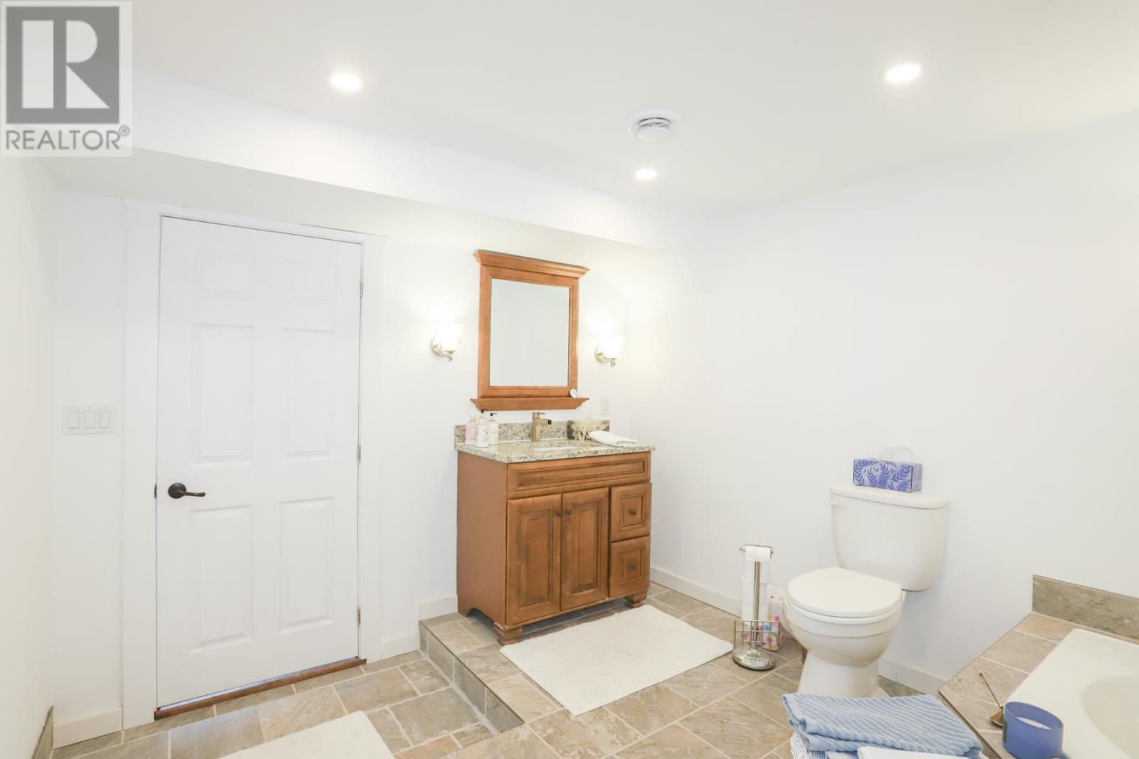 11 Mitchell St, Bruce Mines, ON - Indoor Photo Showing Bathroom