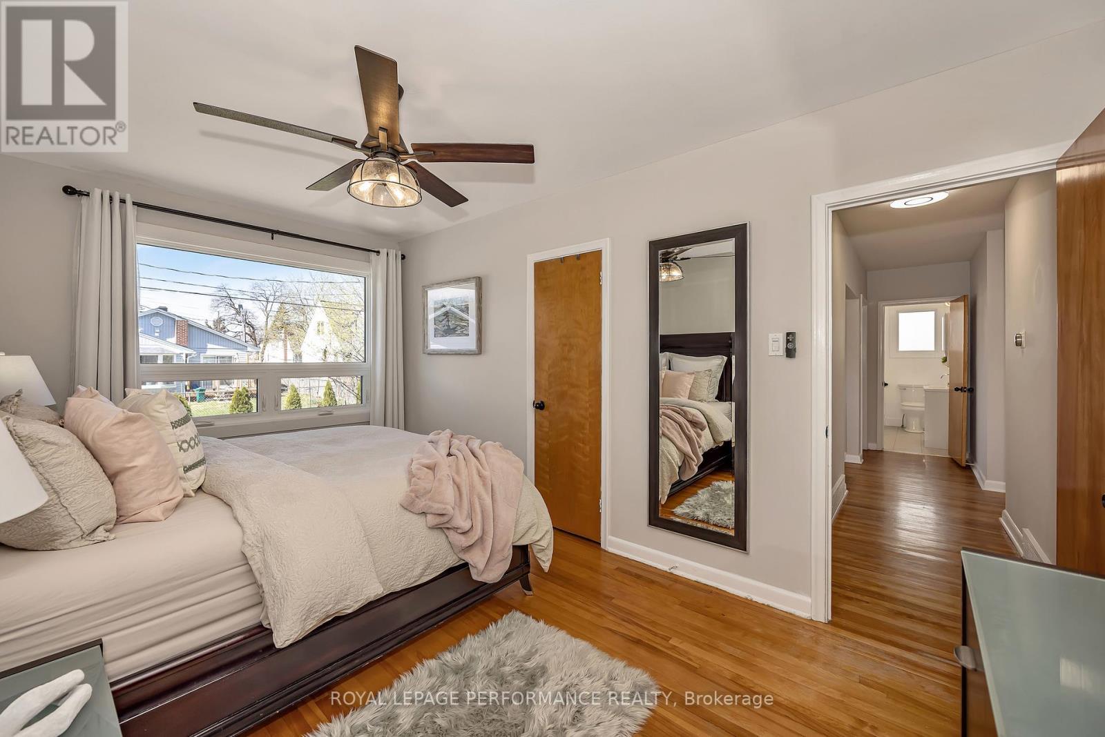 1960 Othello Avenue, Ottawa, ON - Indoor Photo Showing Bedroom