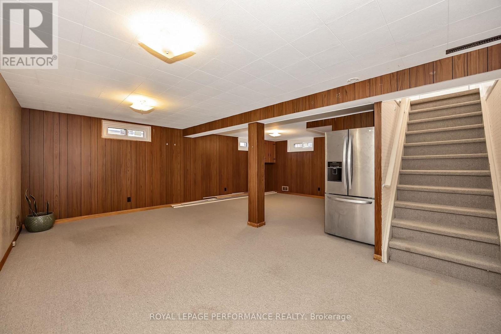 1960 Othello Avenue, Ottawa, ON - Indoor Photo Showing Basement