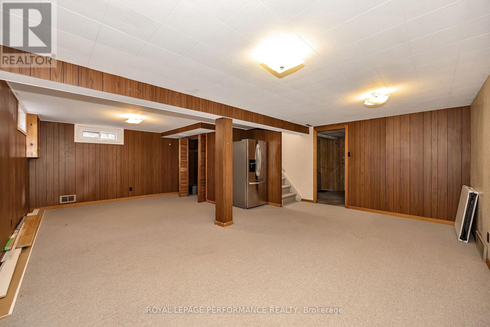 1960 Othello Avenue, Ottawa, ON - Indoor Photo Showing Basement