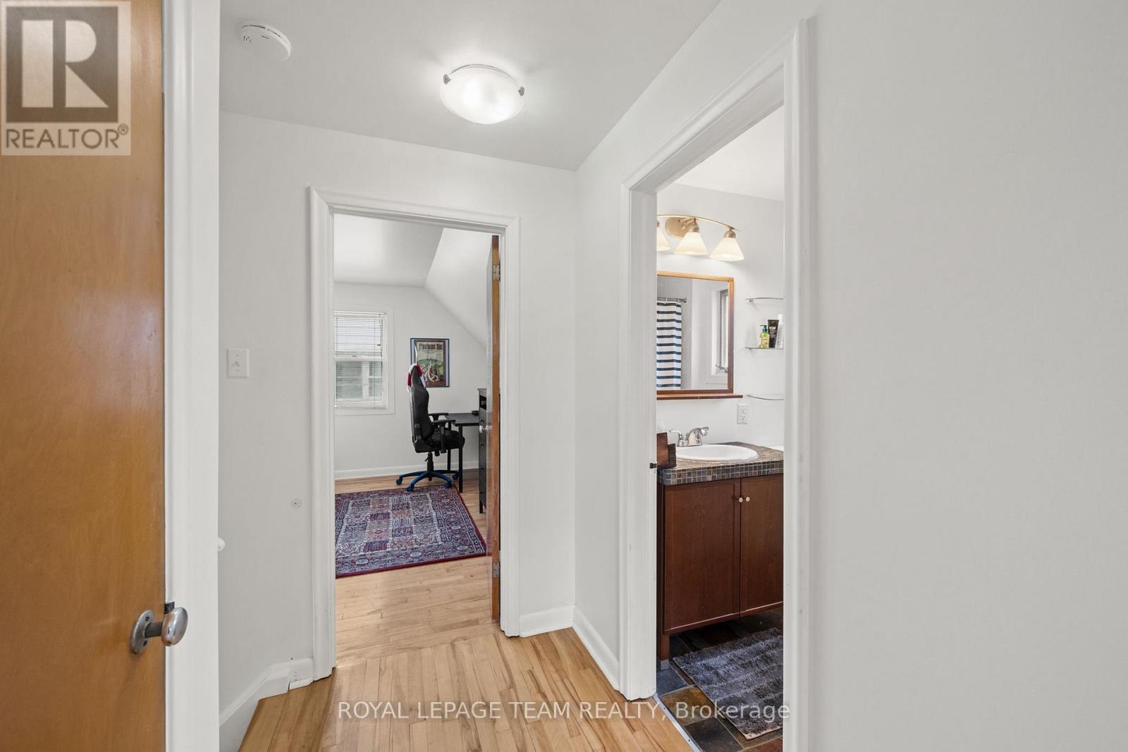 873 Smyth Road, Ottawa, ON - Indoor Photo Showing Other Room