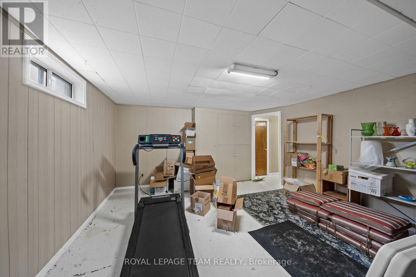 873 Smyth Road, Ottawa, ON - Indoor