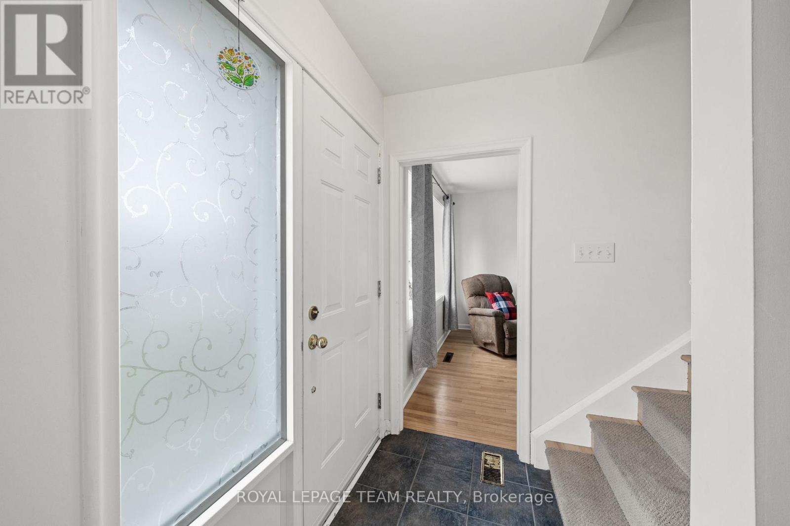 873 Smyth Road, Ottawa, ON - Indoor Photo Showing Other Room