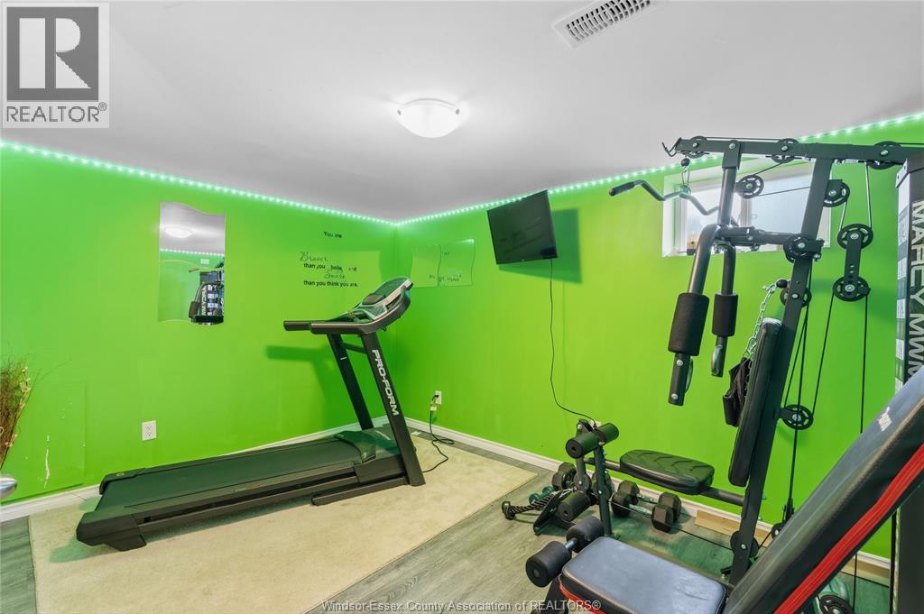 3406 Turner, Windsor, ON - Indoor Photo Showing Gym Room