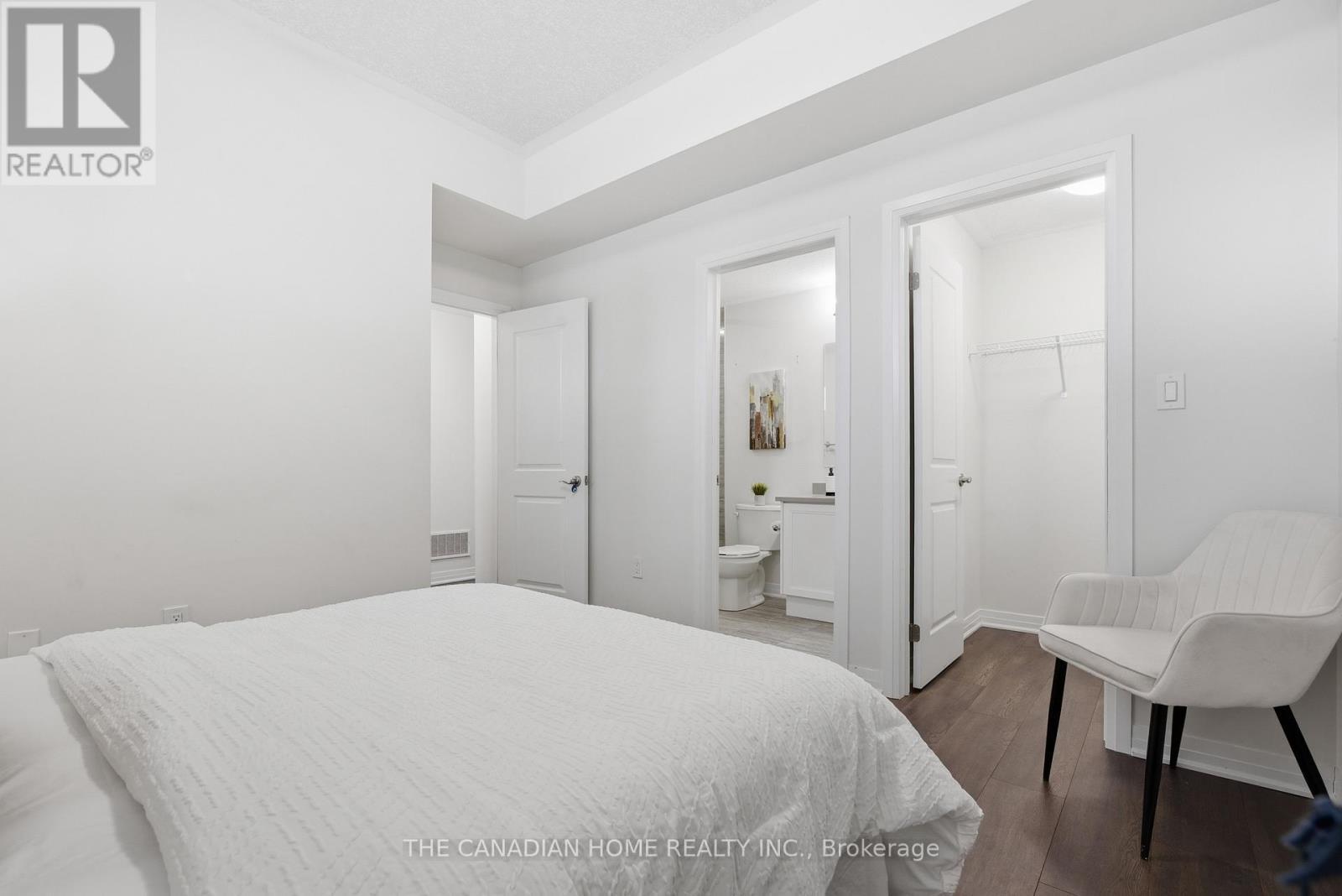 81 - 25 Isherwood Avenue, Cambridge, ON - Indoor Photo Showing Bedroom
