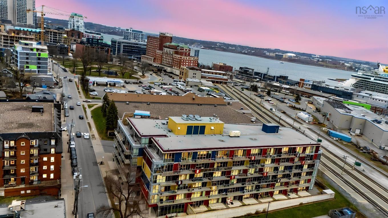 504 1065 Barrington Street, Halifax, NS