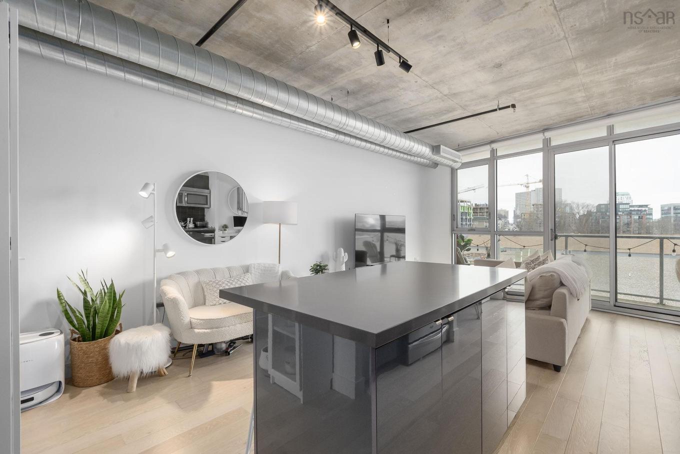 504 1065 Barrington Street, Halifax, NS