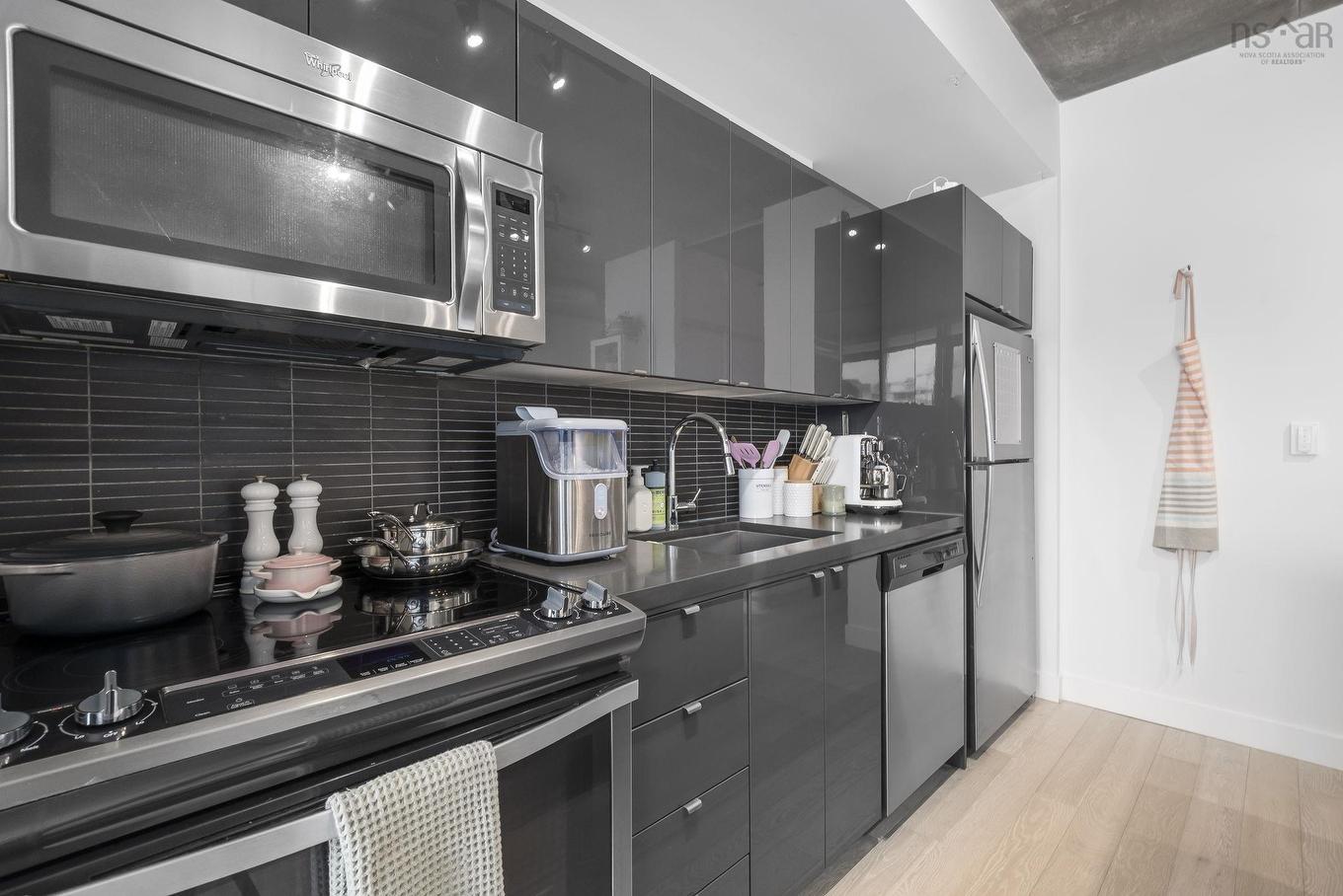 504 1065 Barrington Street, Halifax, NS