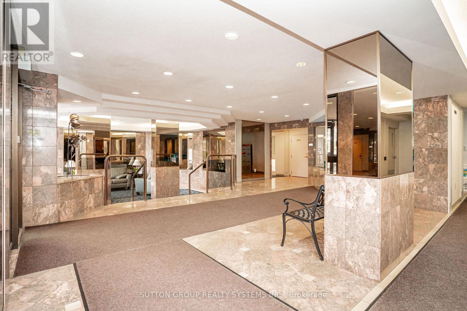 802 - 20 Cherrytree Drive, Brampton, ON - Indoor Photo Showing Other Room