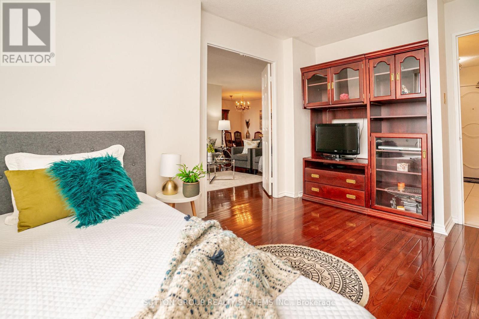 802 - 20 Cherrytree Drive, Brampton, ON - Indoor Photo Showing Bedroom