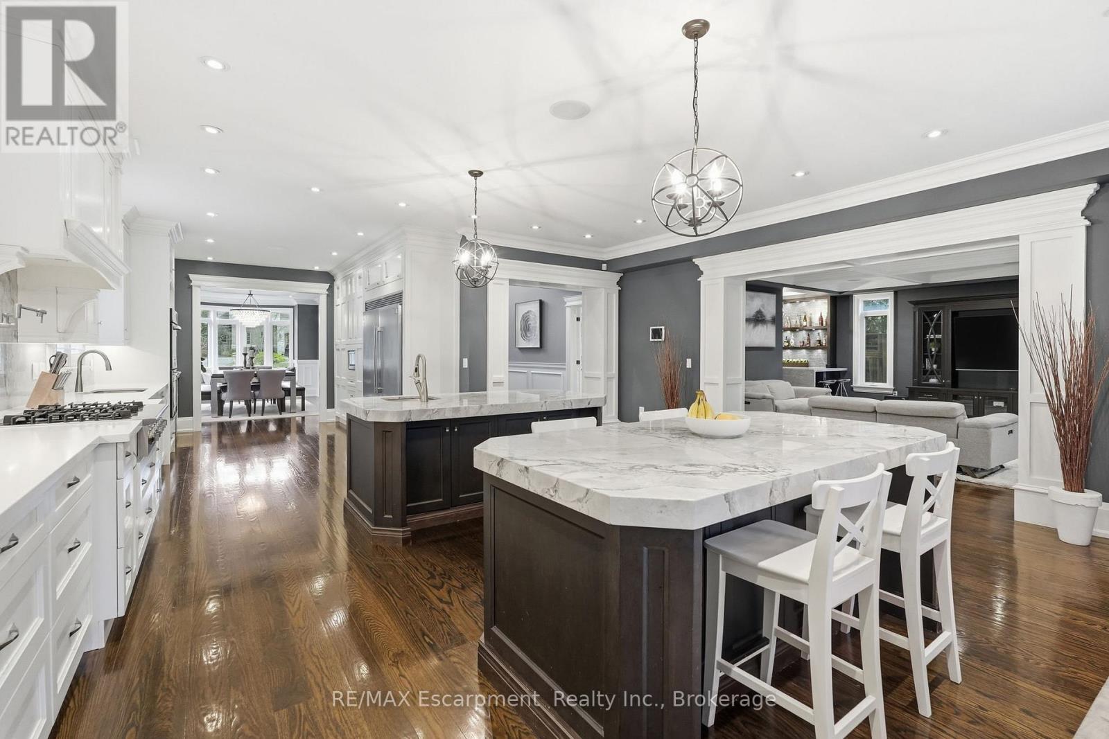 4180 Lakeshore Road, Burlington (Shoreacres), ON - Indoor