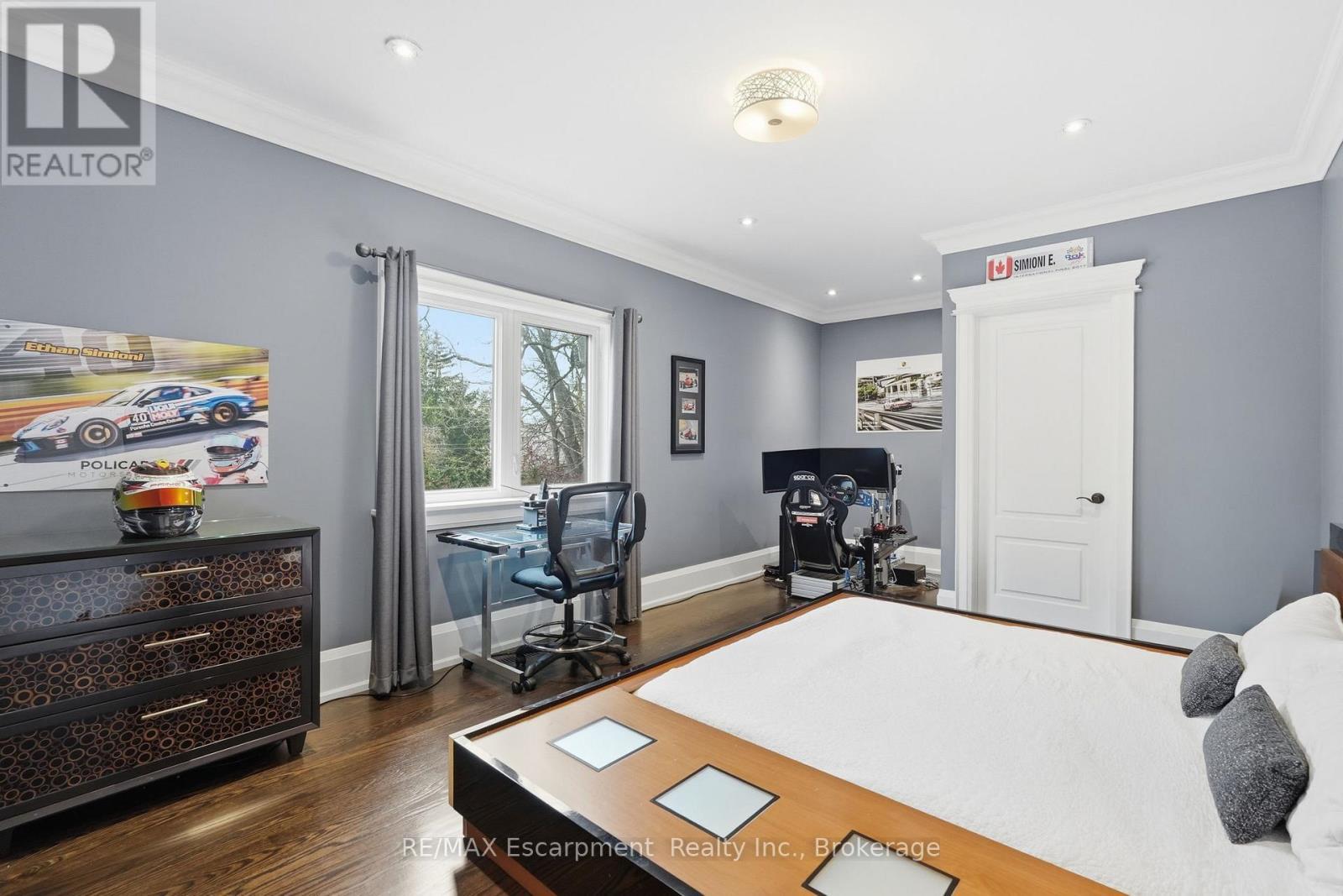 4180 Lakeshore Road, Burlington (Shoreacres), ON - Indoor Photo Showing Living Room