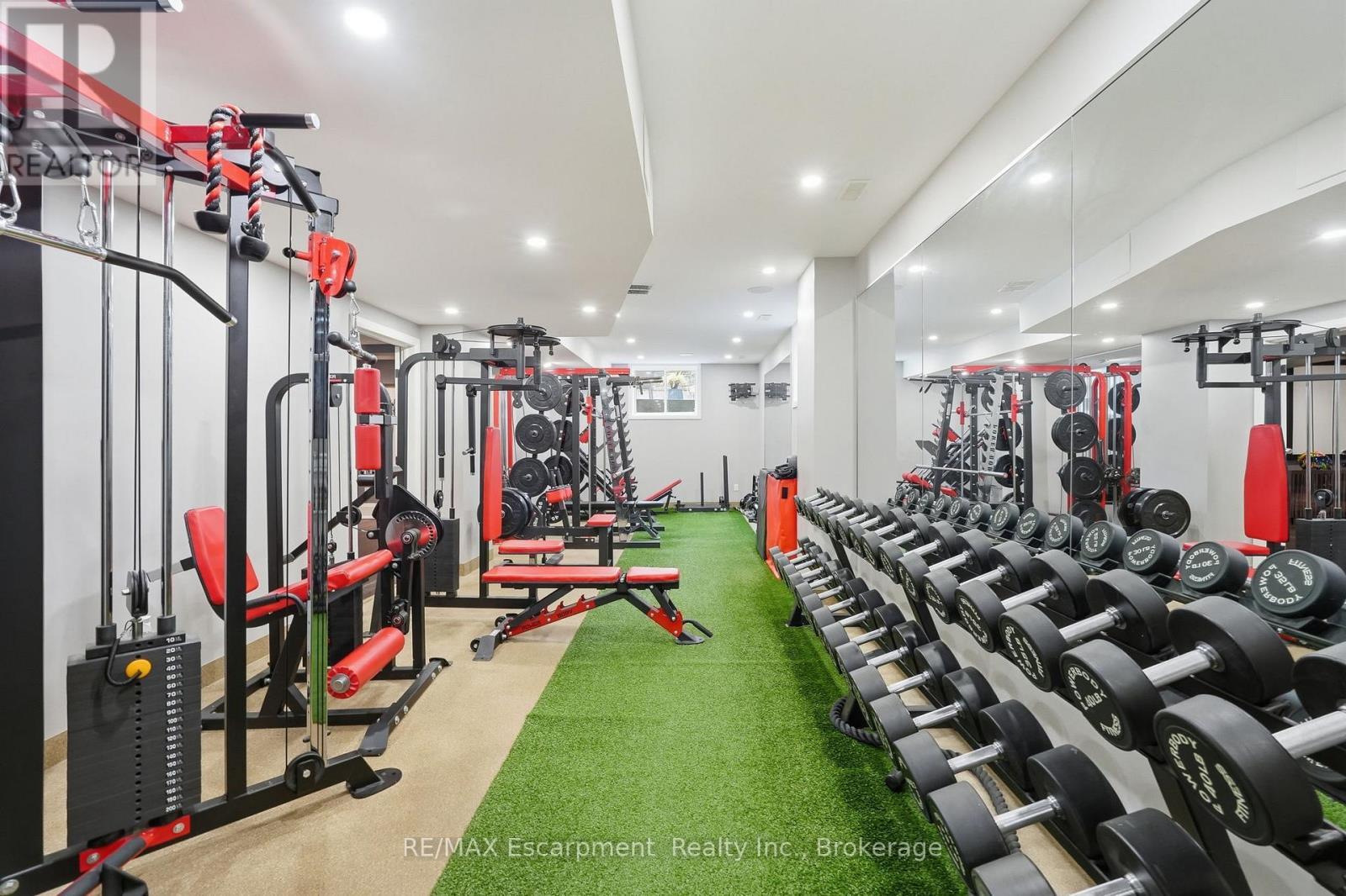 4180 Lakeshore Road, Burlington (Shoreacres), ON - Indoor Photo Showing Gym Room