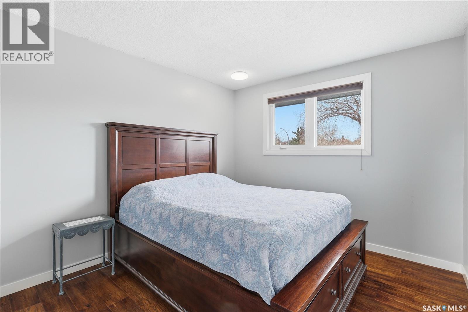 404 Dalgliesh Drive, Regina, SK - Indoor Photo Showing Bedroom
