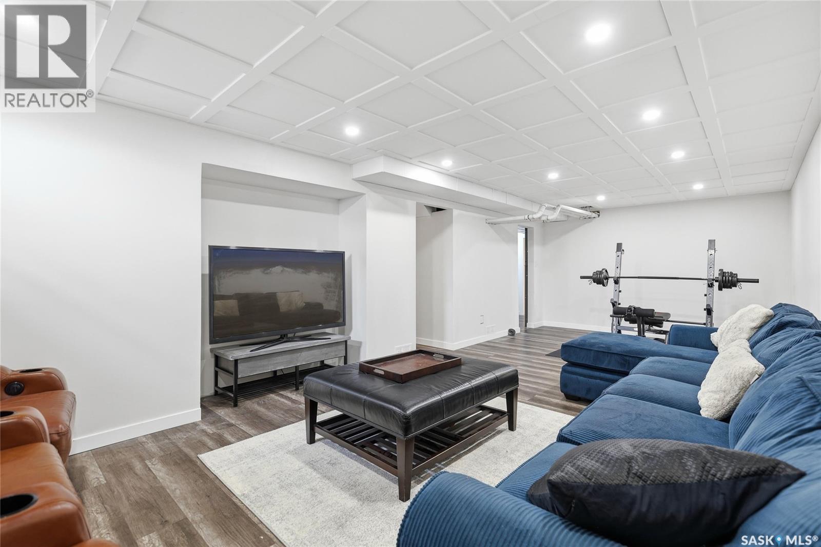 404 Dalgliesh Drive, Regina, SK - Indoor