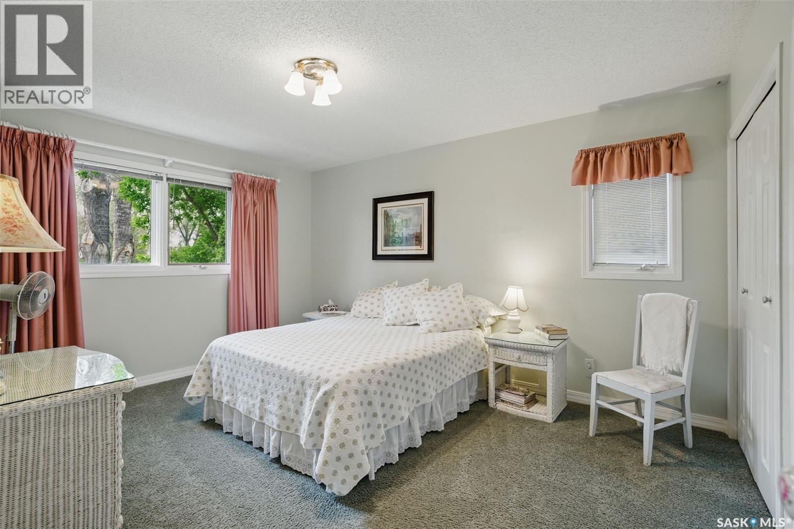 5052 7Th Street, Rosthern, SK - Indoor Photo Showing Bedroom