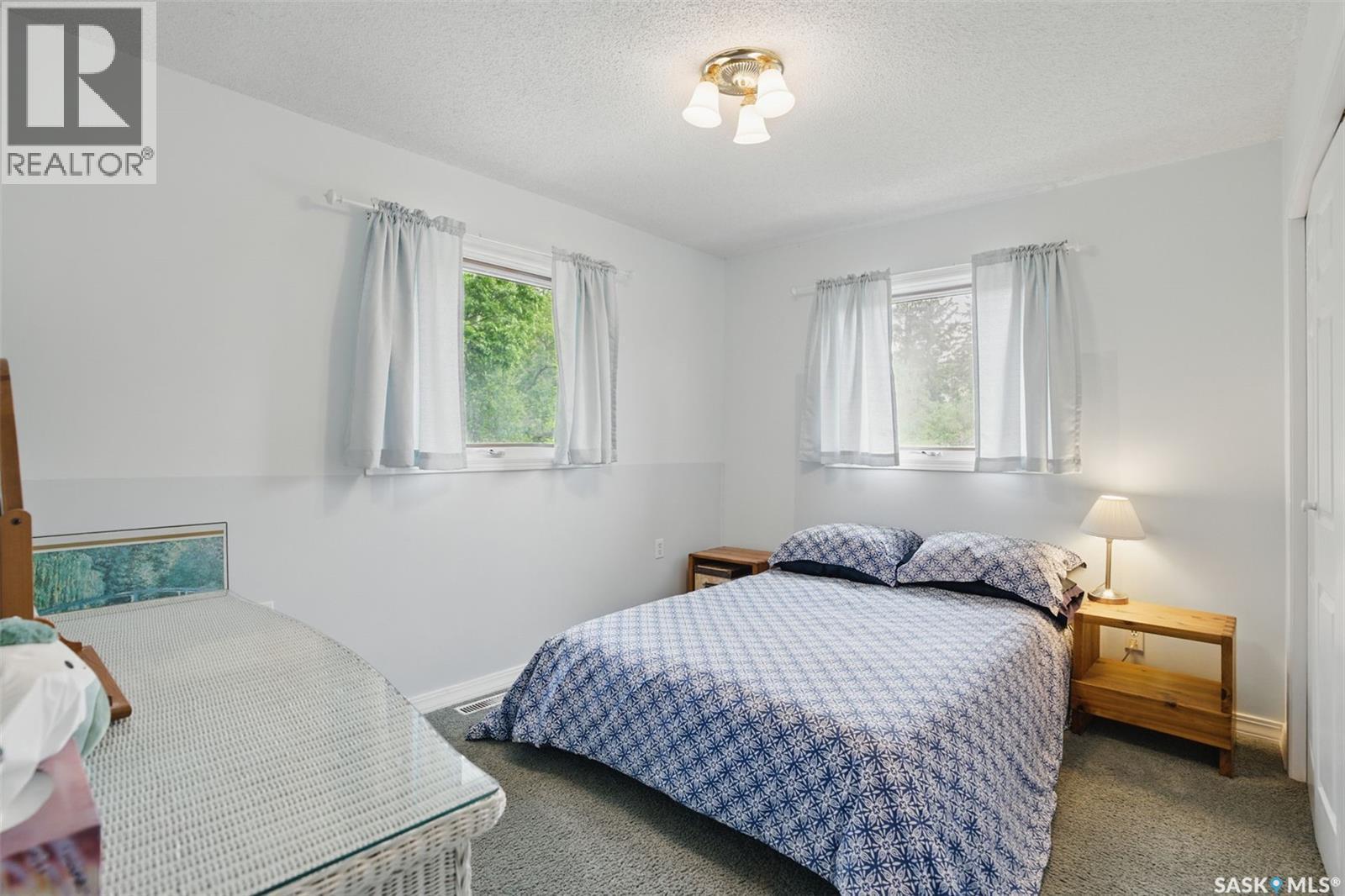 5052 7Th Street, Rosthern, SK - Indoor Photo Showing Bedroom