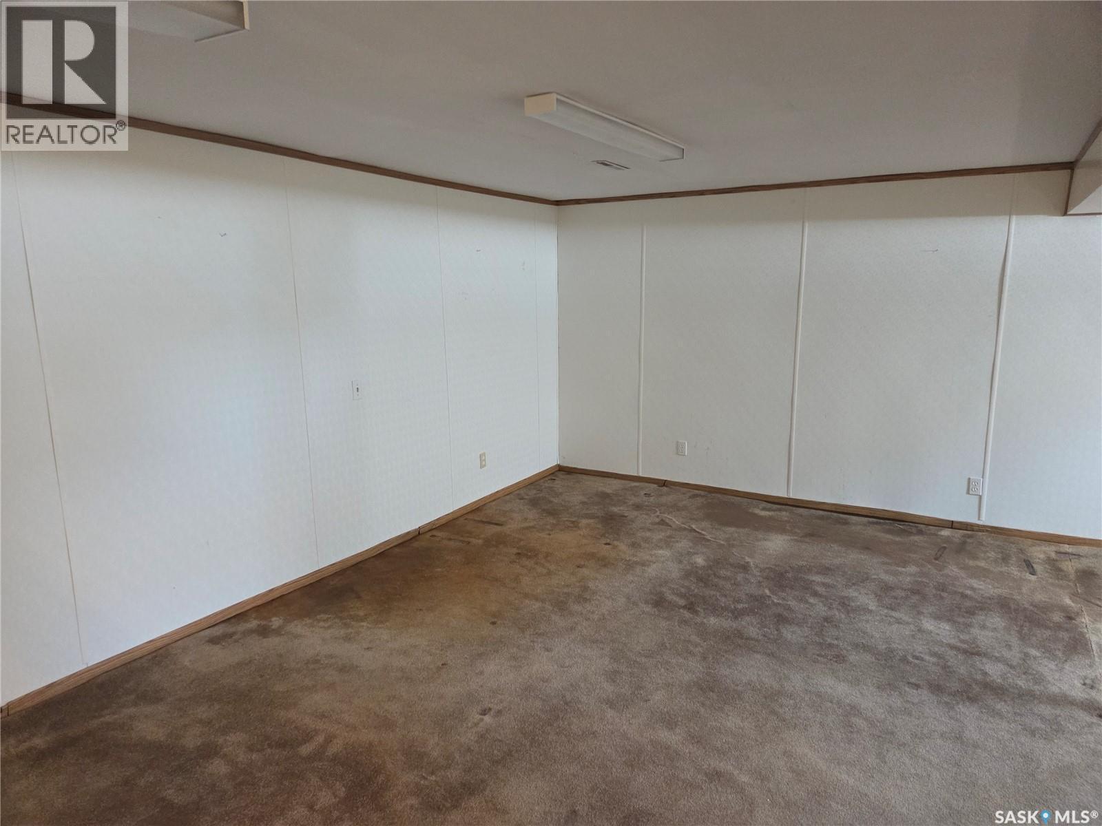 718 98Th Avenue, Tisdale, SK - Indoor Photo Showing Other Room