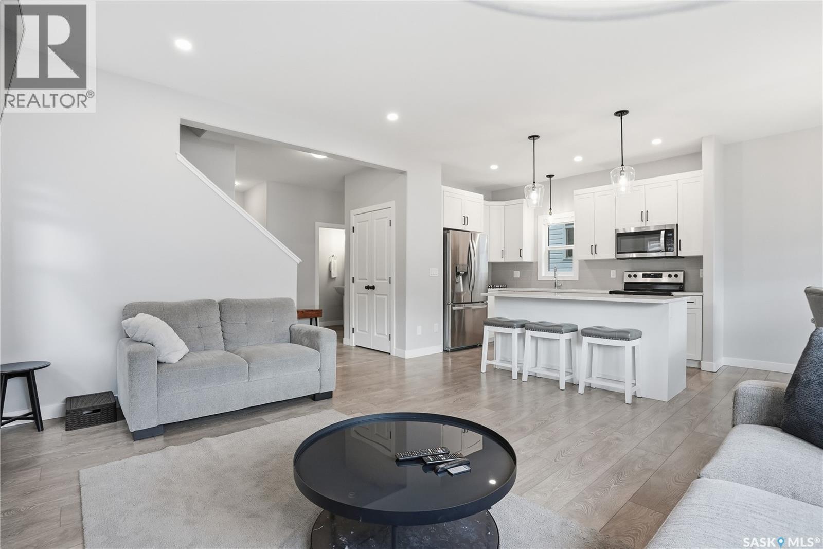 246 Aniskotaw Manor, Saskatoon, SK - Indoor