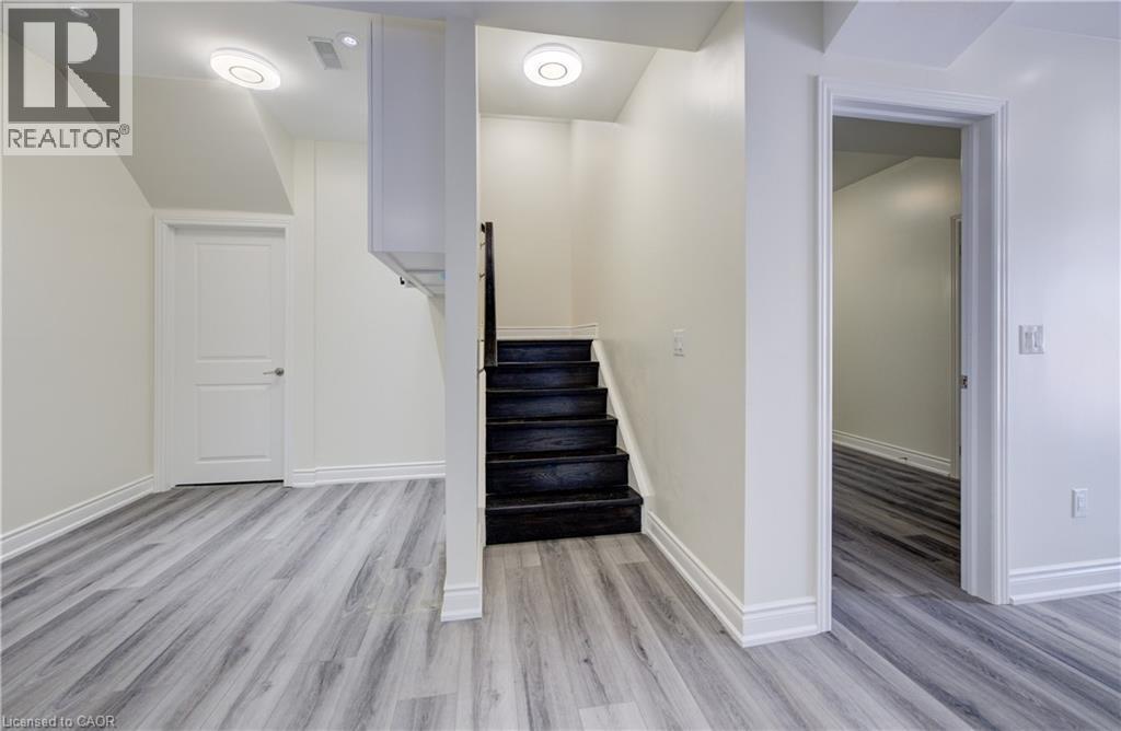 588 Beckview Crescent, Kitchener, ON - Indoor Photo Showing Other Room