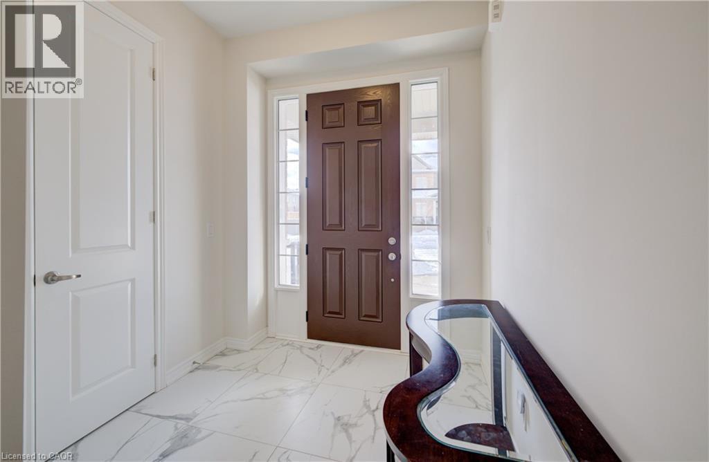 588 Beckview Crescent, Kitchener, ON - Indoor