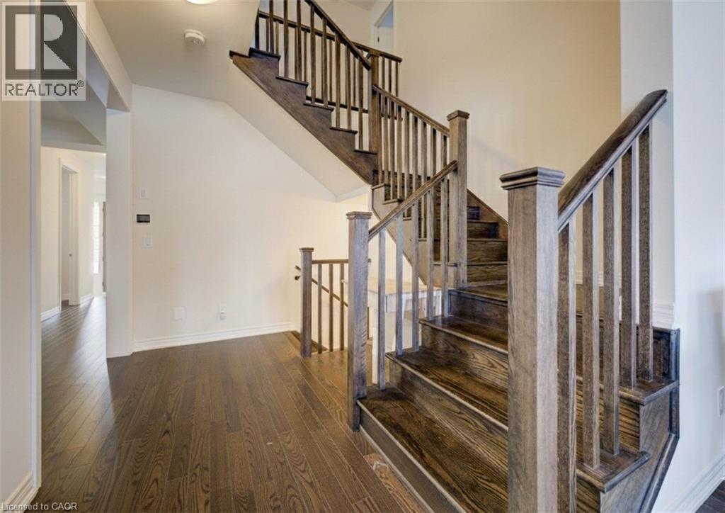 588 Beckview Crescent, Kitchener, ON - Indoor Photo Showing Other Room