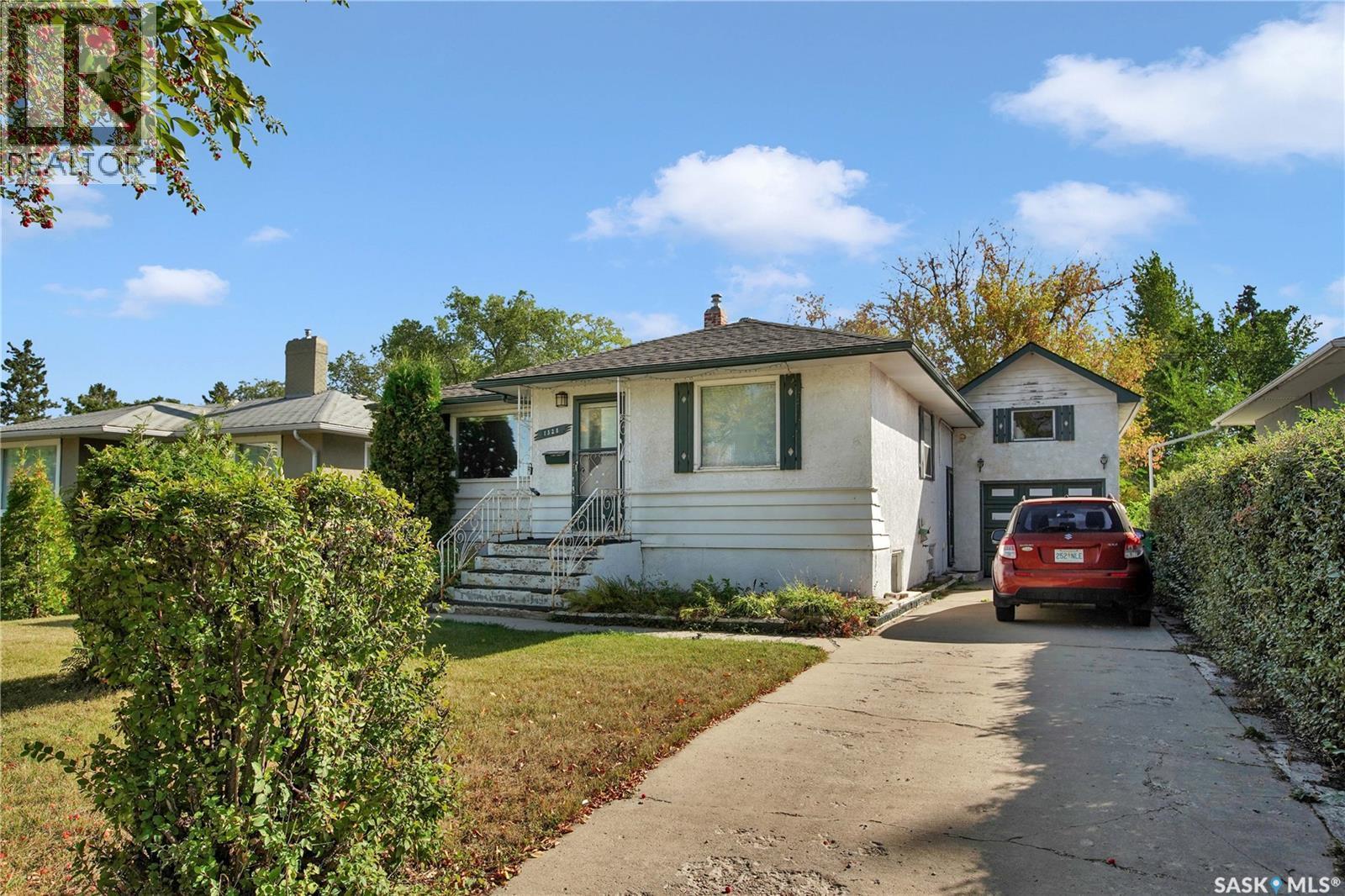 1328 Main Street, Saskatoon, SK - Outdoor