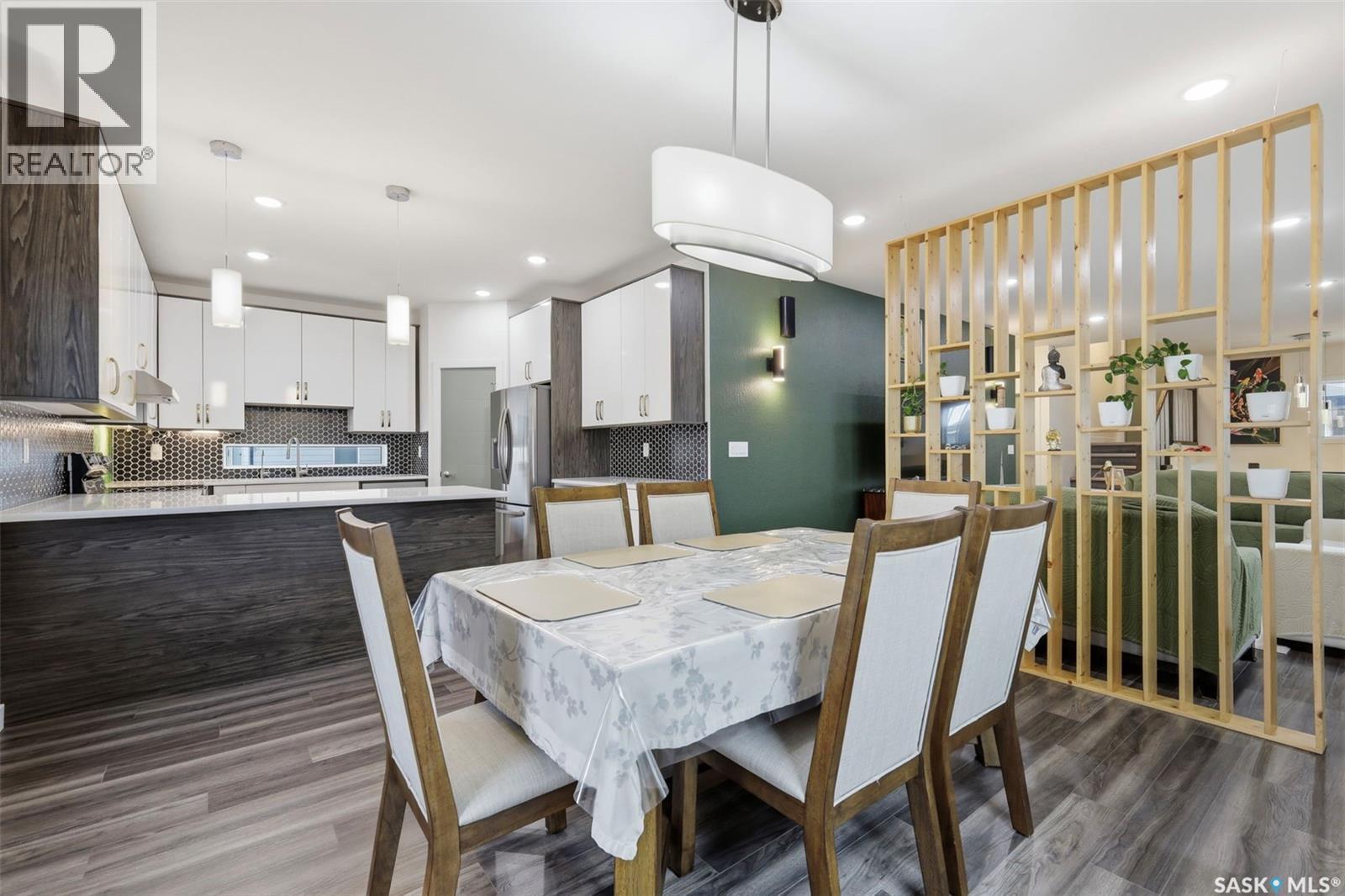 671 Underhill Road, Saskatoon, SK - Indoor Photo Showing Dining Room