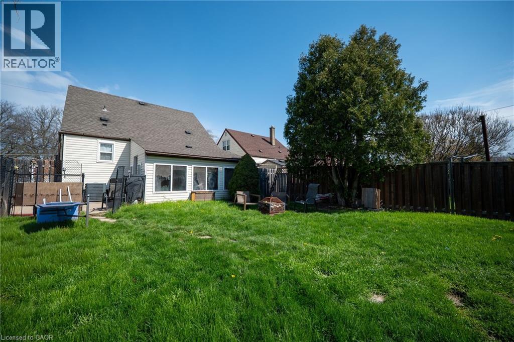 18 Armstrong Avenue, Hamilton, ON - Outdoor