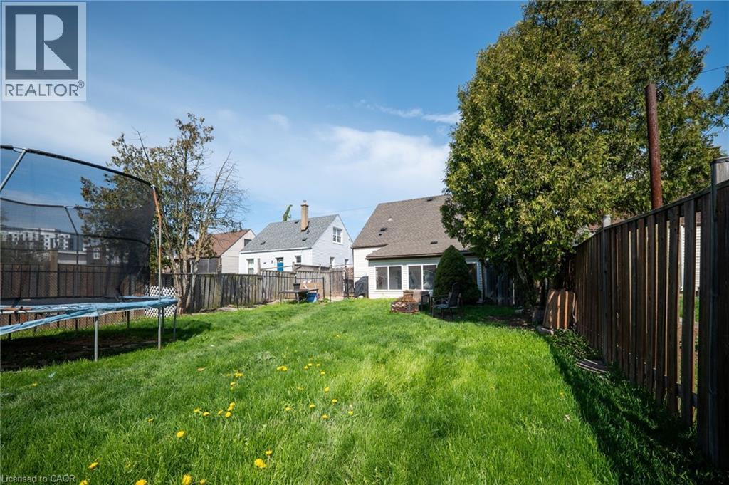 18 Armstrong Avenue, Hamilton, ON - Outdoor
