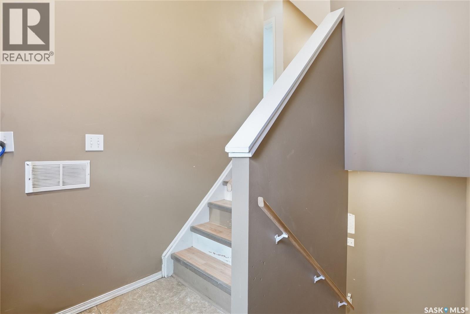222 V Avenue S, Saskatoon, SK - Indoor Photo Showing Other Room