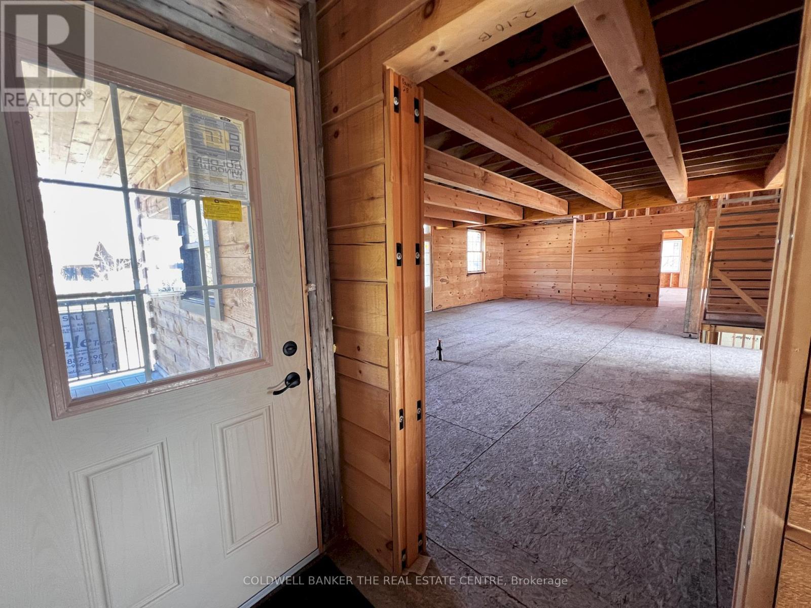 16 Evergreen Way, Trent Lakes, ON - Indoor Photo Showing Other Room