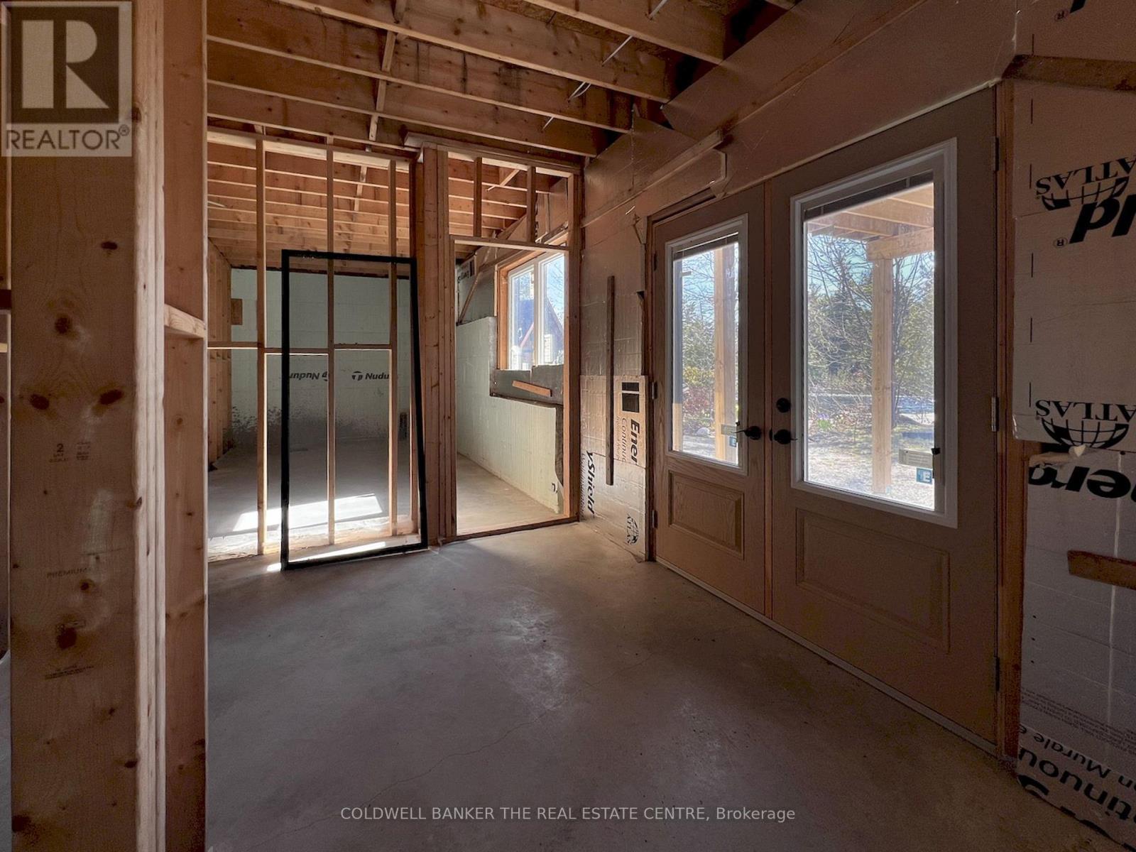 16 Evergreen Way, Trent Lakes, ON - Indoor Photo Showing Other Room