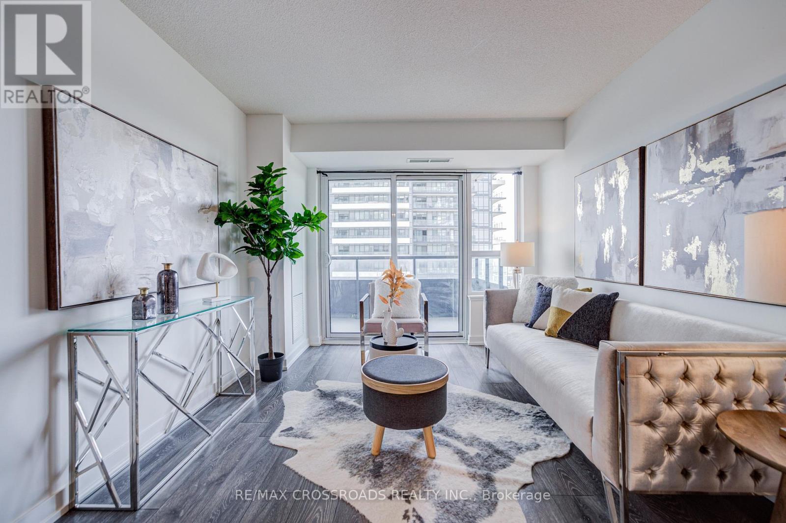 1506 - 1455 Celebration Drive, Pickering, ON - Indoor