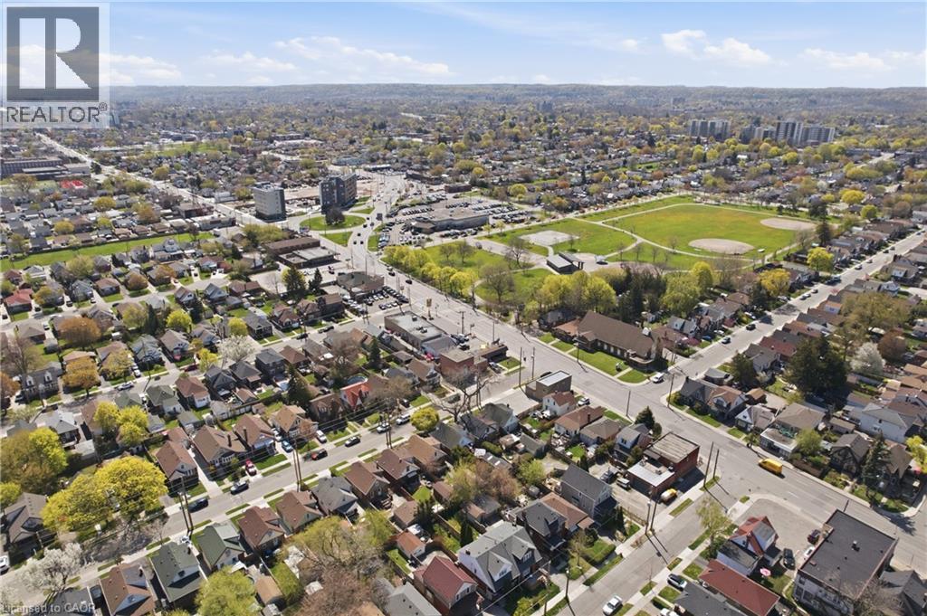 21 Weir Street N, Hamilton, ON - Outdoor With View