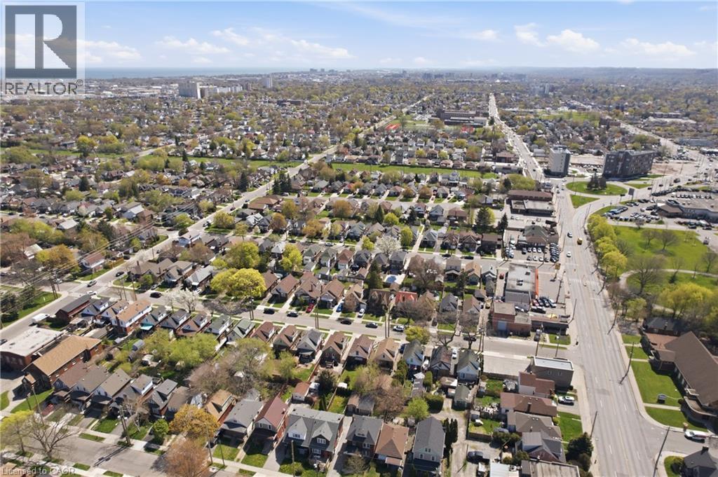 21 Weir Street N, Hamilton, ON - Outdoor With View