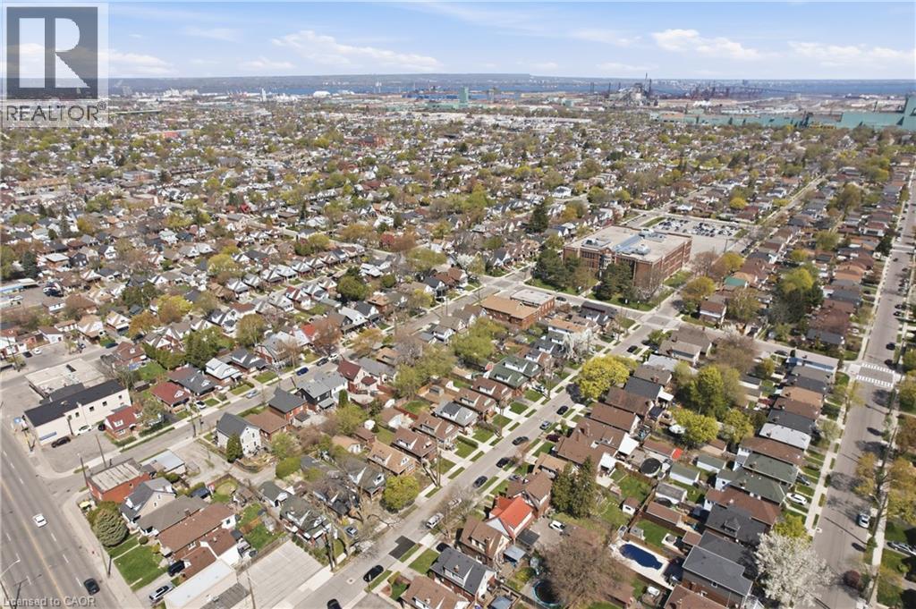 21 Weir Street N, Hamilton, ON - Outdoor With View